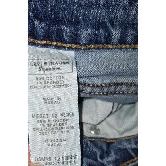 Levi Strauss Women's Size 12 Blue Jeans 32x30 Bootcut - Picture 5 of 6